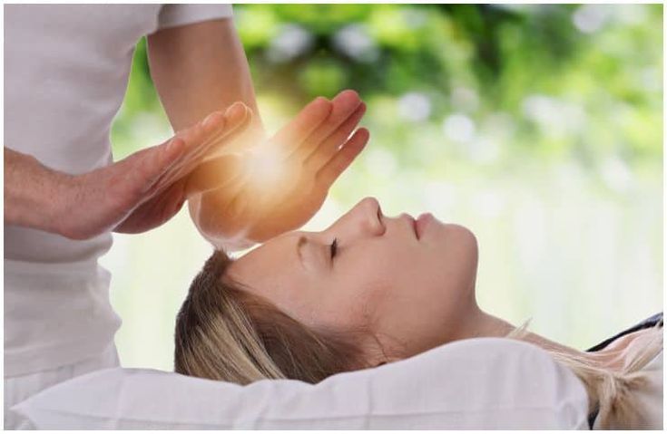 Reiki for Self-Love and Confidence: Healing Your Inner Energy